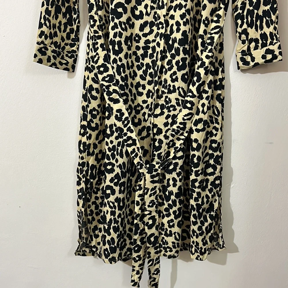 IMPORTED FABRIC BUTTON DOWN ANIMAL PRINT MIDI DRESS - Picture 3 of 7